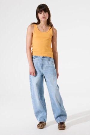 Vaqueros corte globo