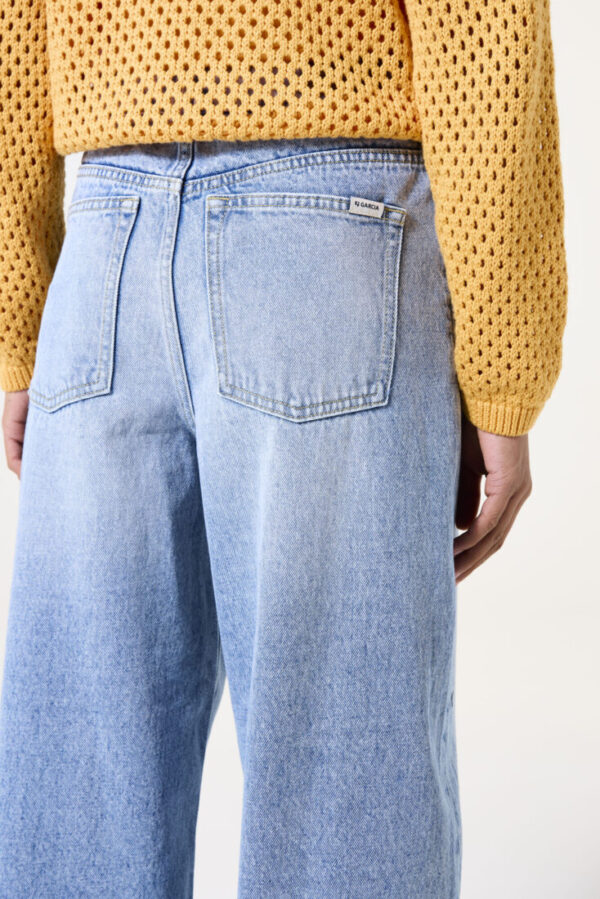 Vaqueros corte globo