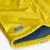 Impermeable con capucha de niño.
