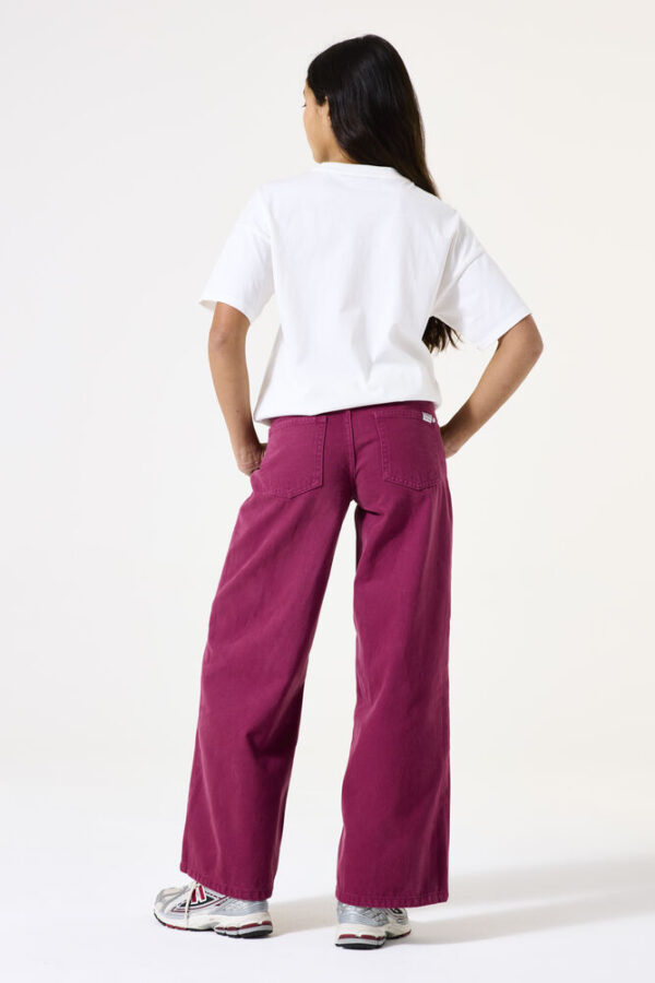 i52721-6907-onmodel-back-1000-589634a1 Pantalones rosa oscuro