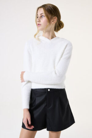 Shorts negros con aspecto de cuero