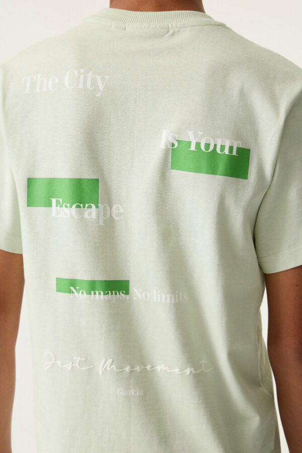 Camiseta verde claro