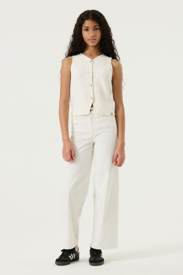 n262654-53-onmodel-total-1000-6e881c7e Chaleco blanco roto