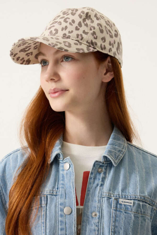 Gorra estampado leopardo