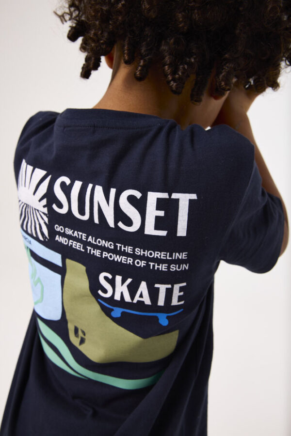 Camiseta azul oscuro