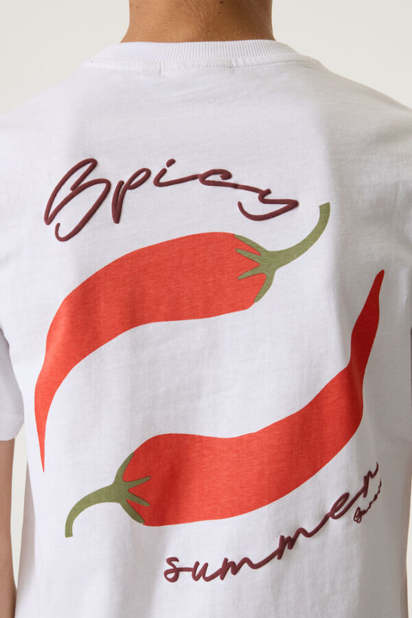 Camiseta blanca con estampado